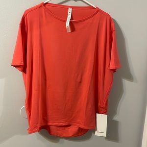 Lululemon Back in Action shirt